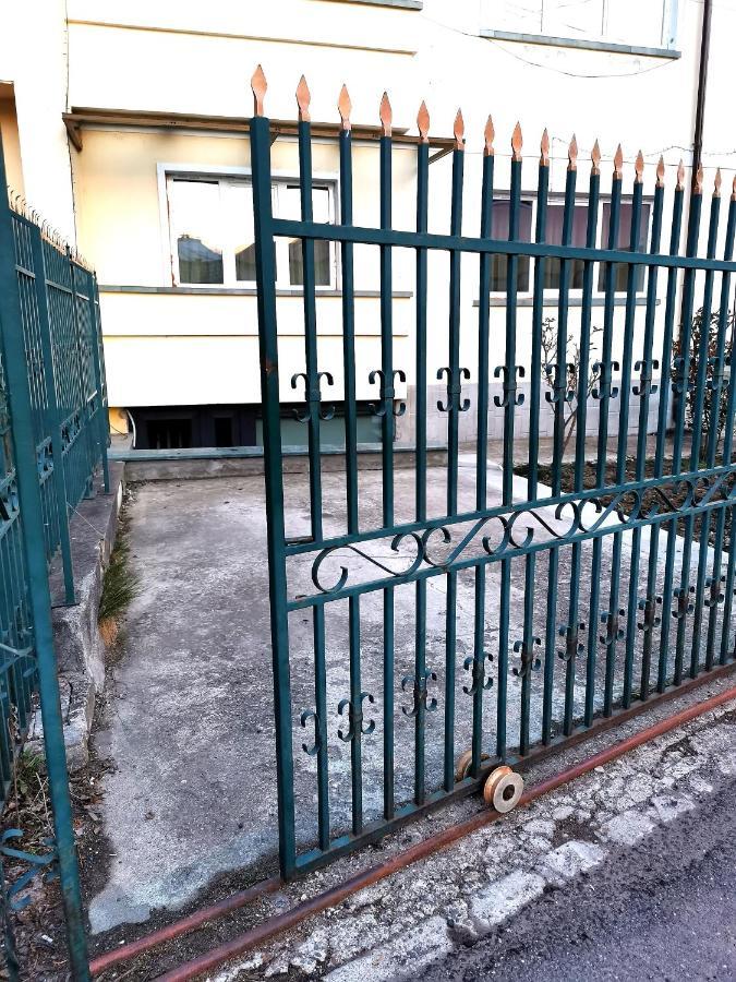 Uranus Studio Apartamento Piatra Neamţ Exterior foto